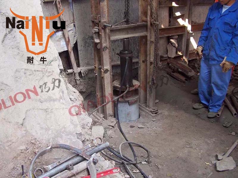 ��ǿ������ΪʲôҪѡ�ù�����ˮ���ͨ�׹�����ˮ����������