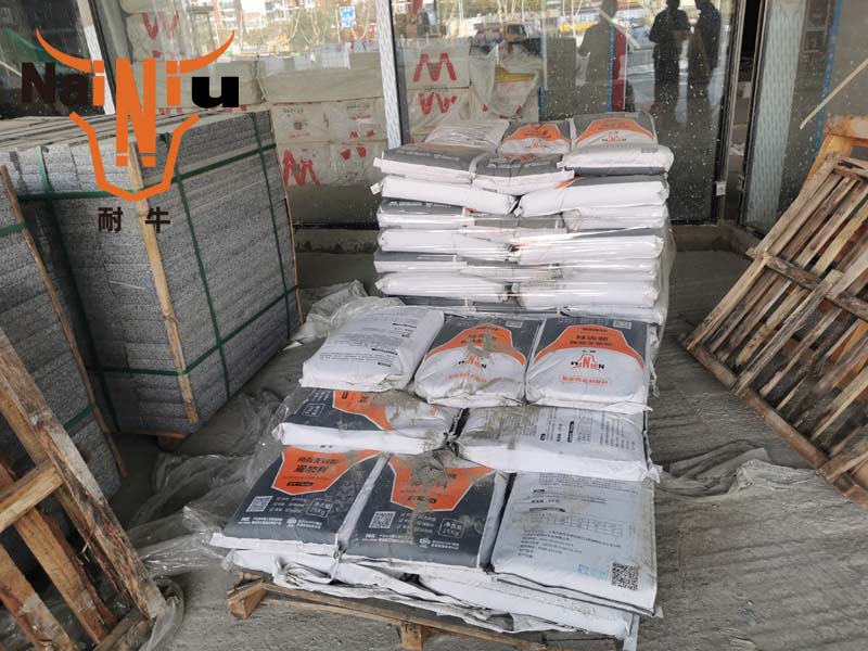 ��ˮ��©�����ཬ�ϵķ�����������ϸʩ���������£�