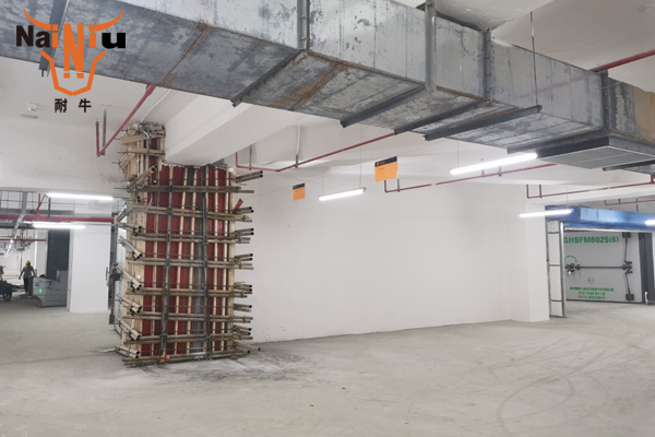 ��ש���ɵ�Ե��ԭ����