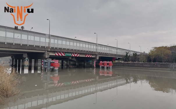 ���������������